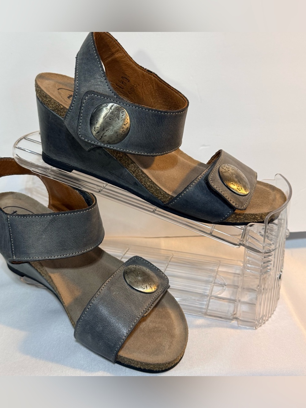 Taos Leather Wedge Sandals Gray Adjustable Comfort Sandals EU 38 US 7.5
